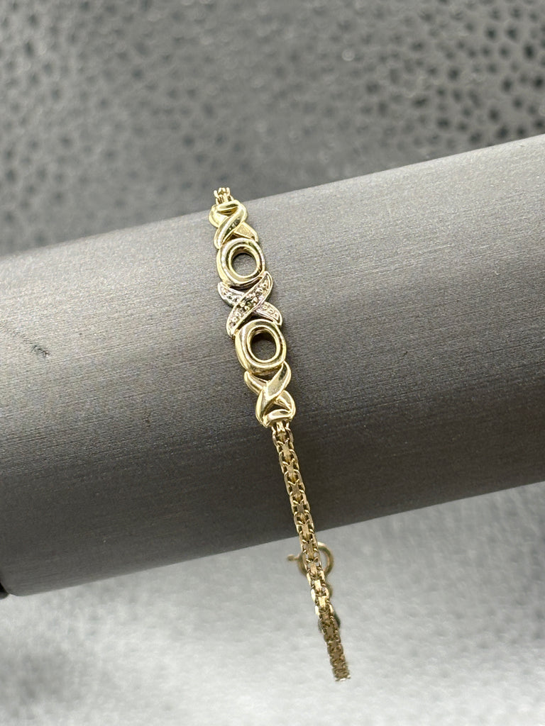 14 Karat Yellow Gold Diamond XO Copenhagen Bracelet