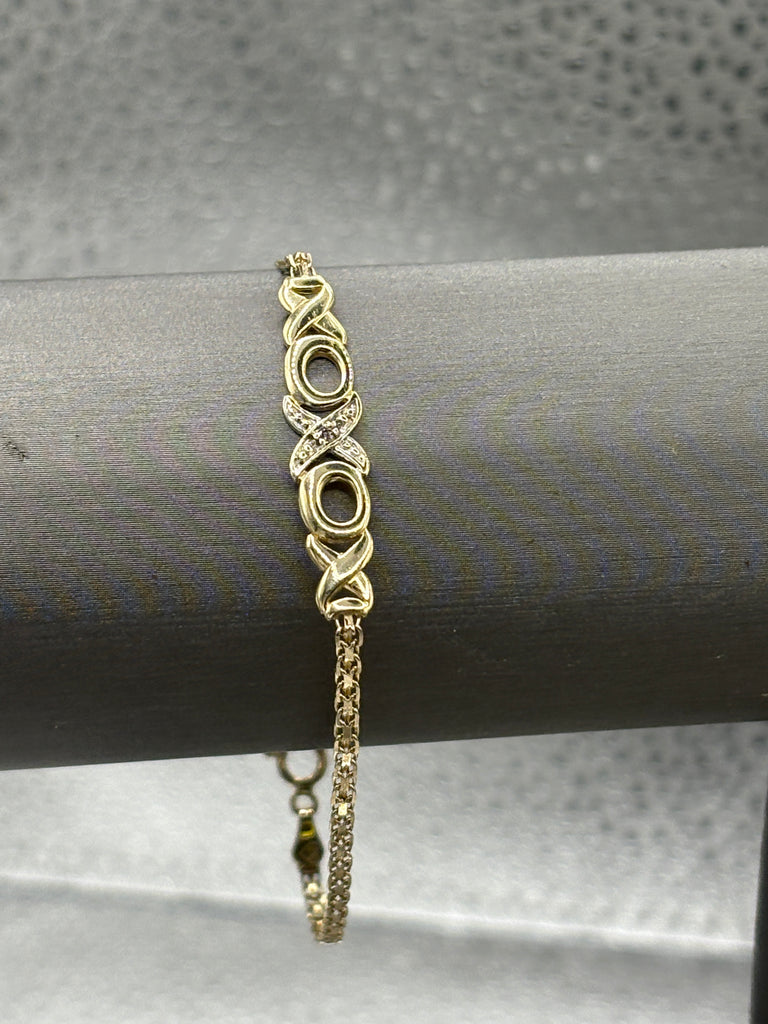 14 Karat Yellow Gold Diamond XO Copenhagen Bracelet