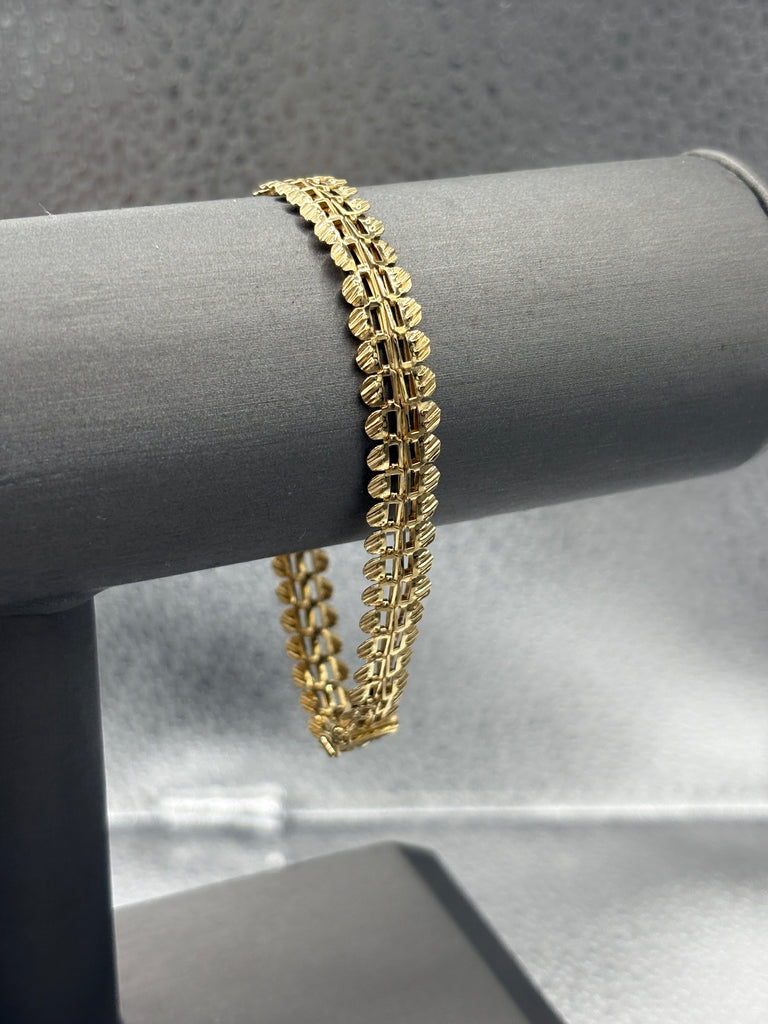 14 Karat Yellow Gold Flexible Di-Cut Floral Ladder Bracelet