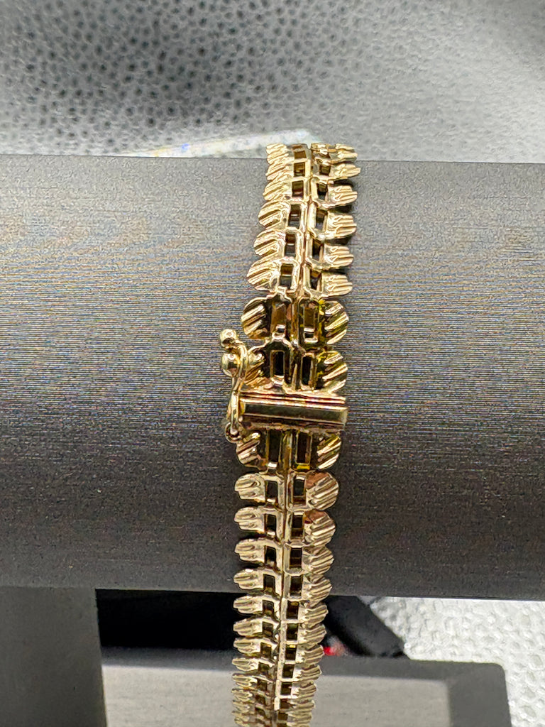 14 Karat Yellow Gold Flexible Di-Cut Floral Ladder Bracelet