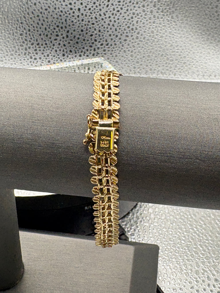 14 Karat Yellow Gold Flexible Di-Cut Floral Ladder Bracelet