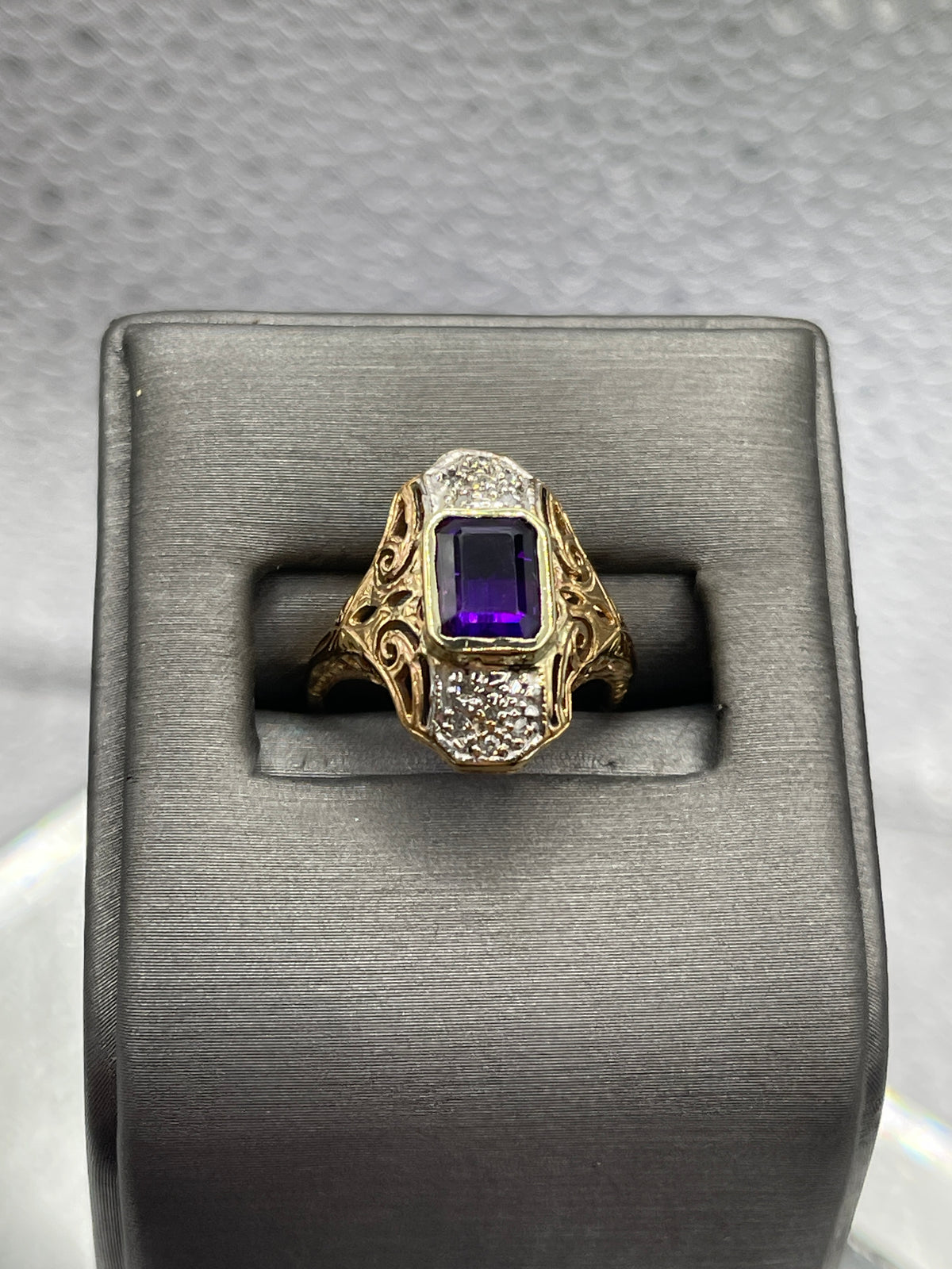 Ladies Antique Filagree 14 Karat  Amethyst & Diamond Ring
