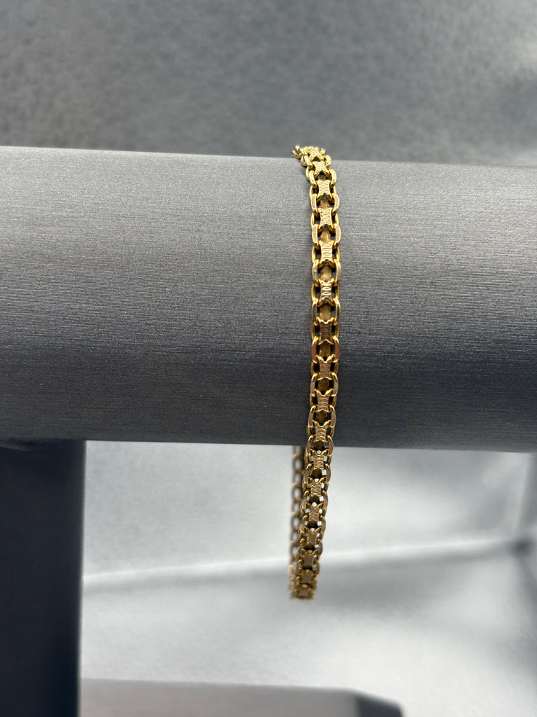 14 Karat Ladies Yellow Gold Copenhagen Link Bracelet
