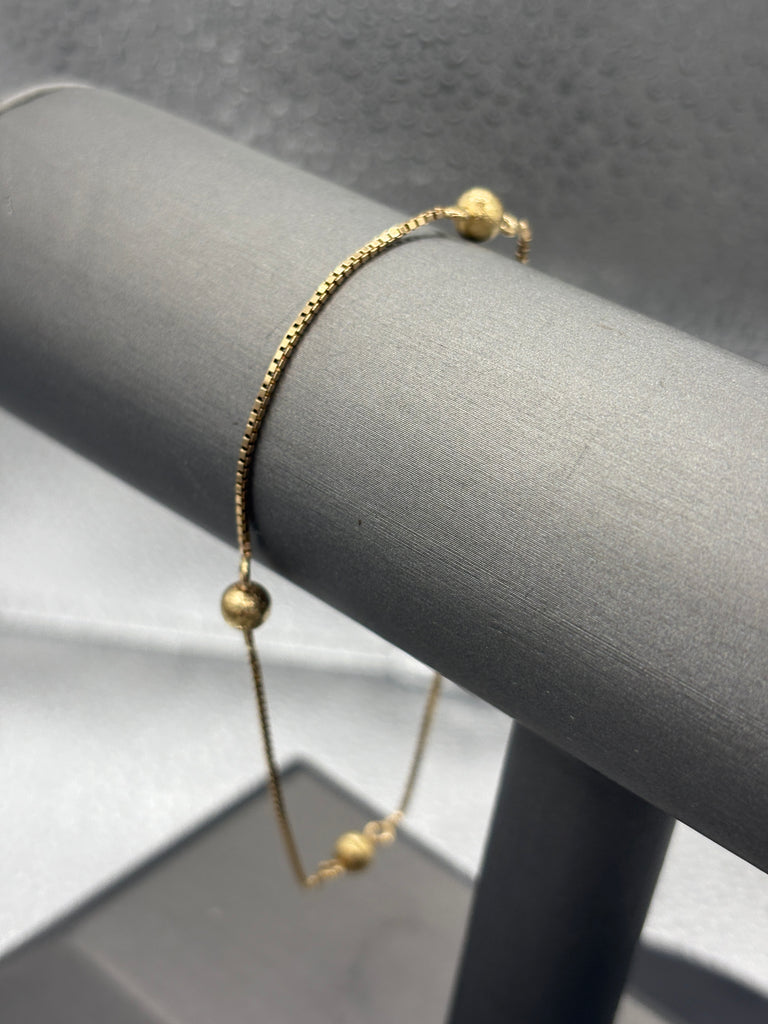 14 Karat Yellow Gold Ladies Box & Ball Link Ankle Bracelet