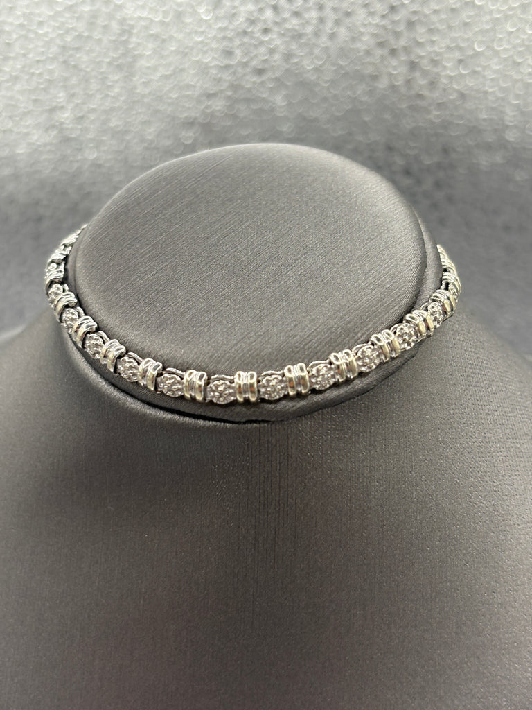 10 Karat White Gold Ladies Diamond Tennis Style Link Bracelet