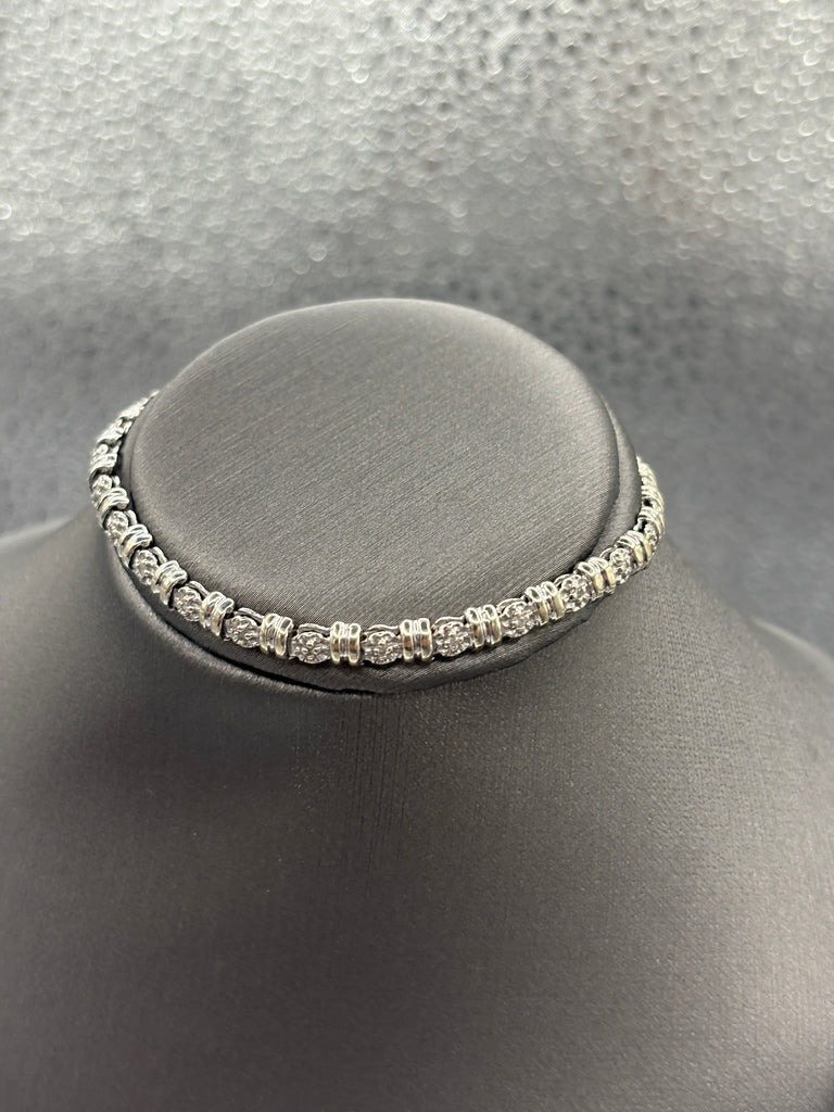 10 Karat White Gold Ladies Diamond Tennis Style Link Bracelet
