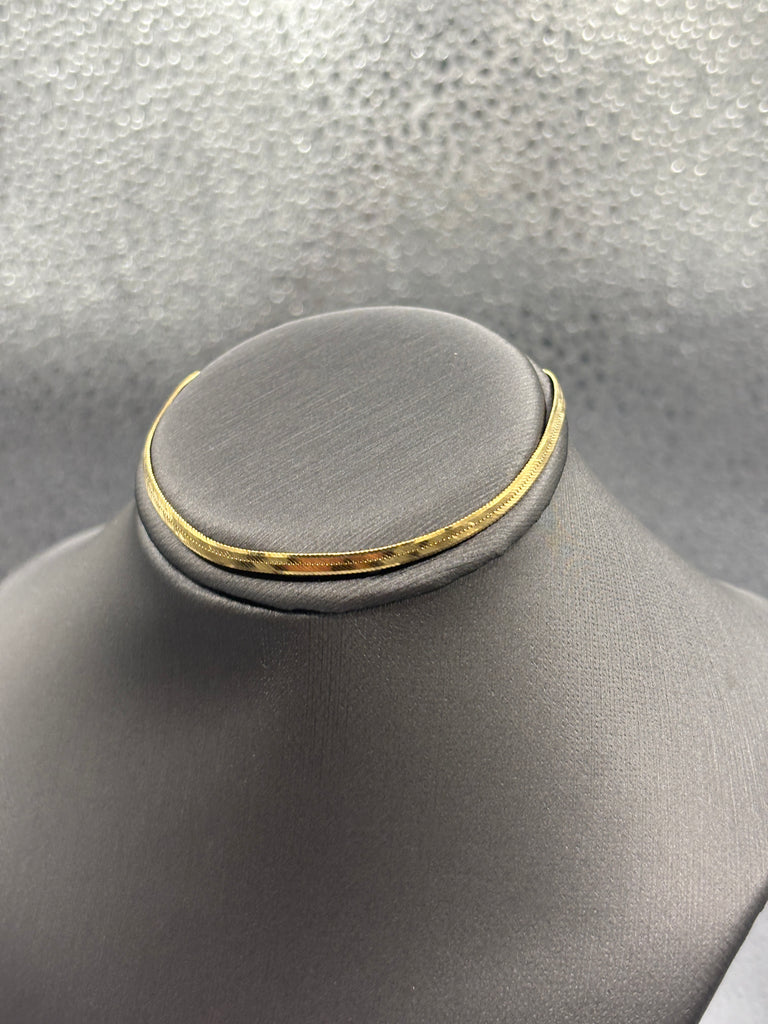 14 Karat Yellow Gold Ladies Beveled Herringbone Bracelet