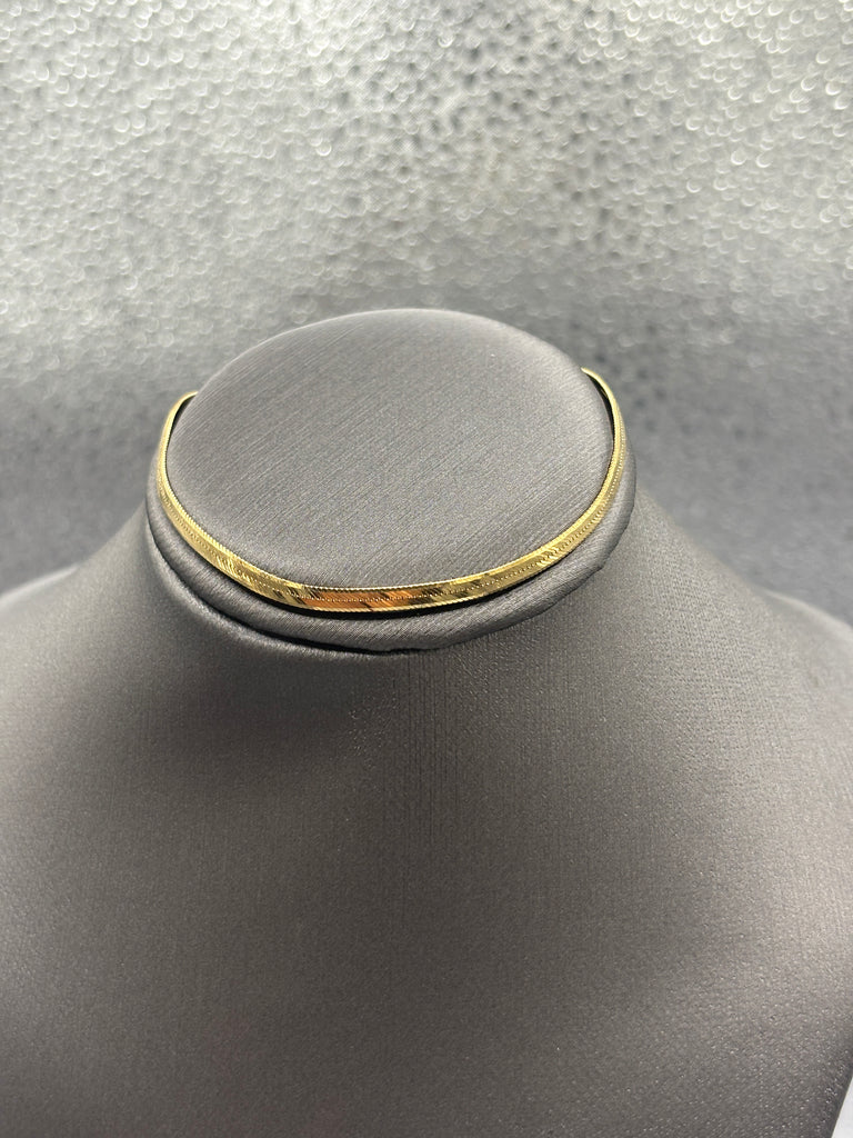 14 Karat Yellow Gold Ladies Beveled Herringbone Bracelet