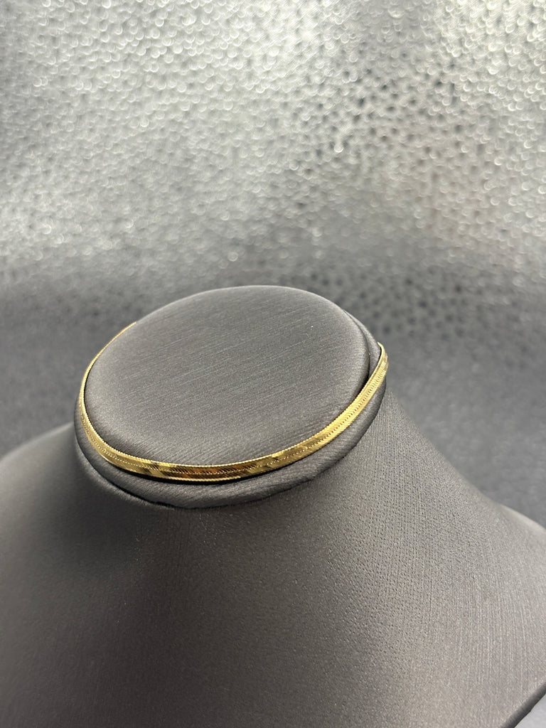 14 Karat Yellow Gold Ladies Beveled Herringbone Bracelet