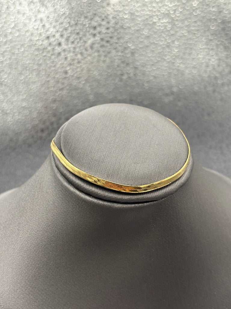 14 Karat Yellow Gold Ladies Beveled Herringbone Bracelet