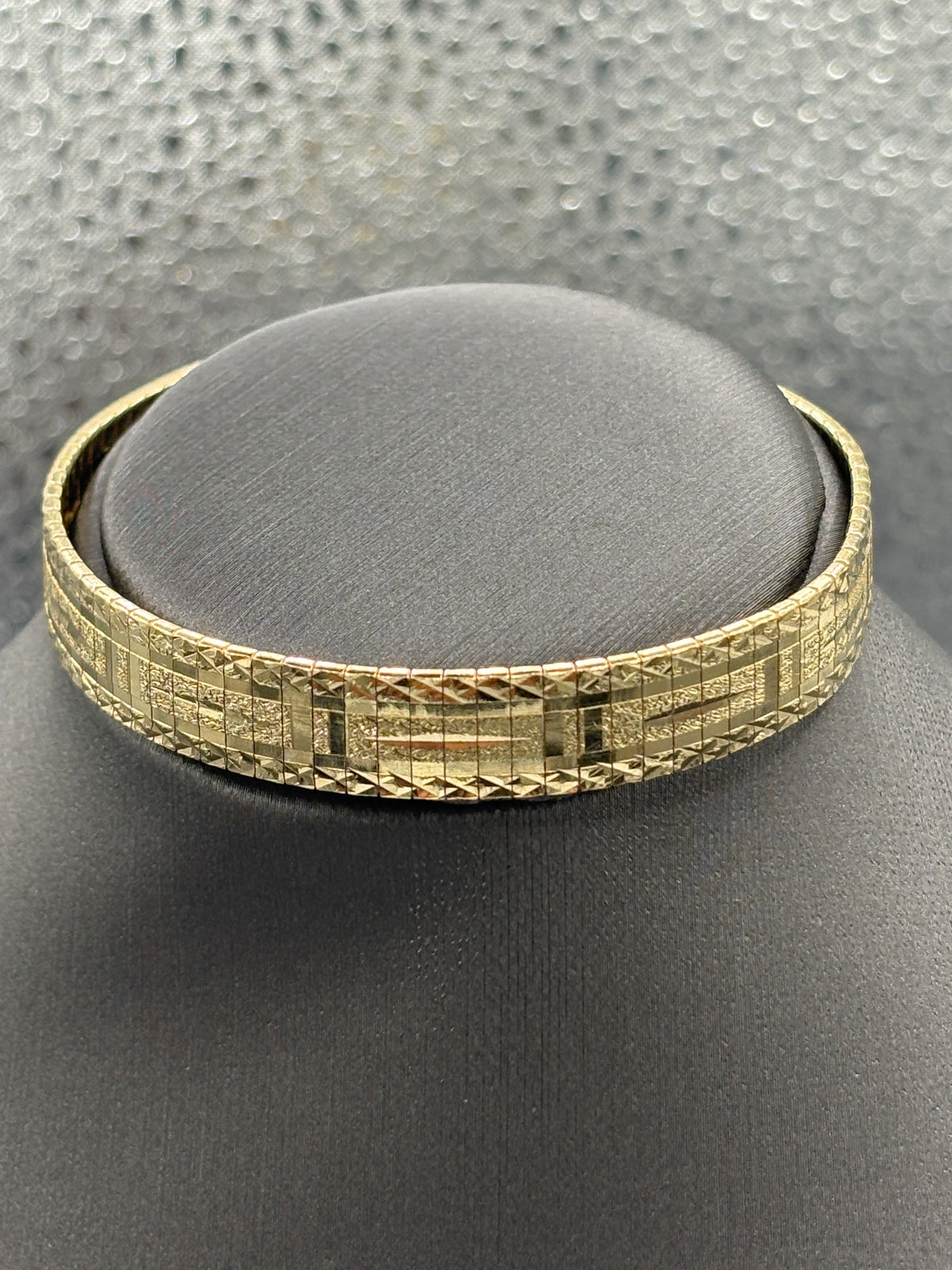 14 Karat Yellow Gold Ladies Laser Edged Soft Bangle Bracelet