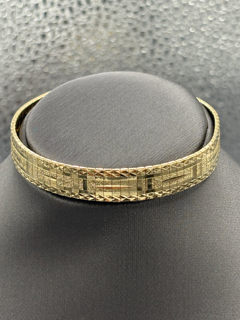 14 Karat Yellow Gold Ladies Laser Edged Soft Bangle Bracelet