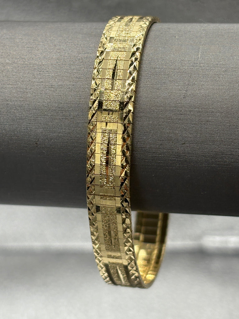14 Karat Yellow Gold Ladies Laser Edged Soft Bangle Bracelet