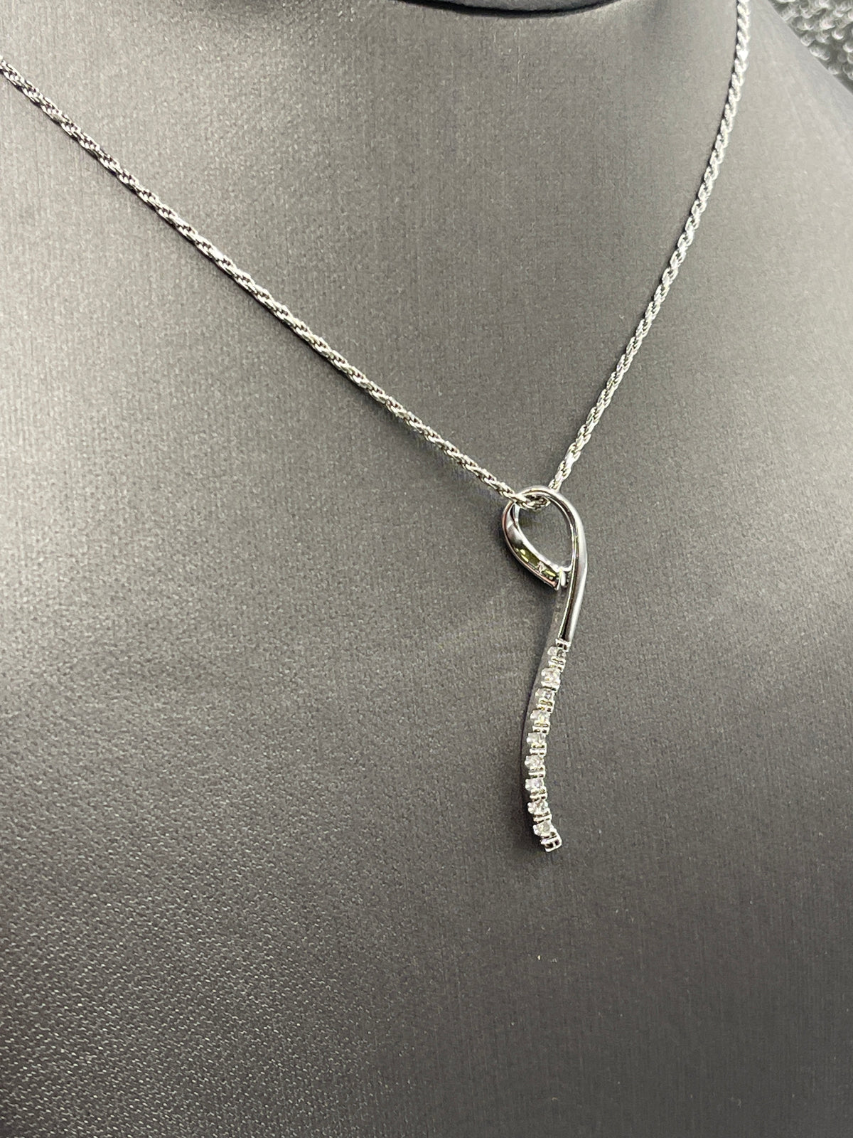 Ladies 10 Karat Solid White Gold and Diamond Journey Pendant
