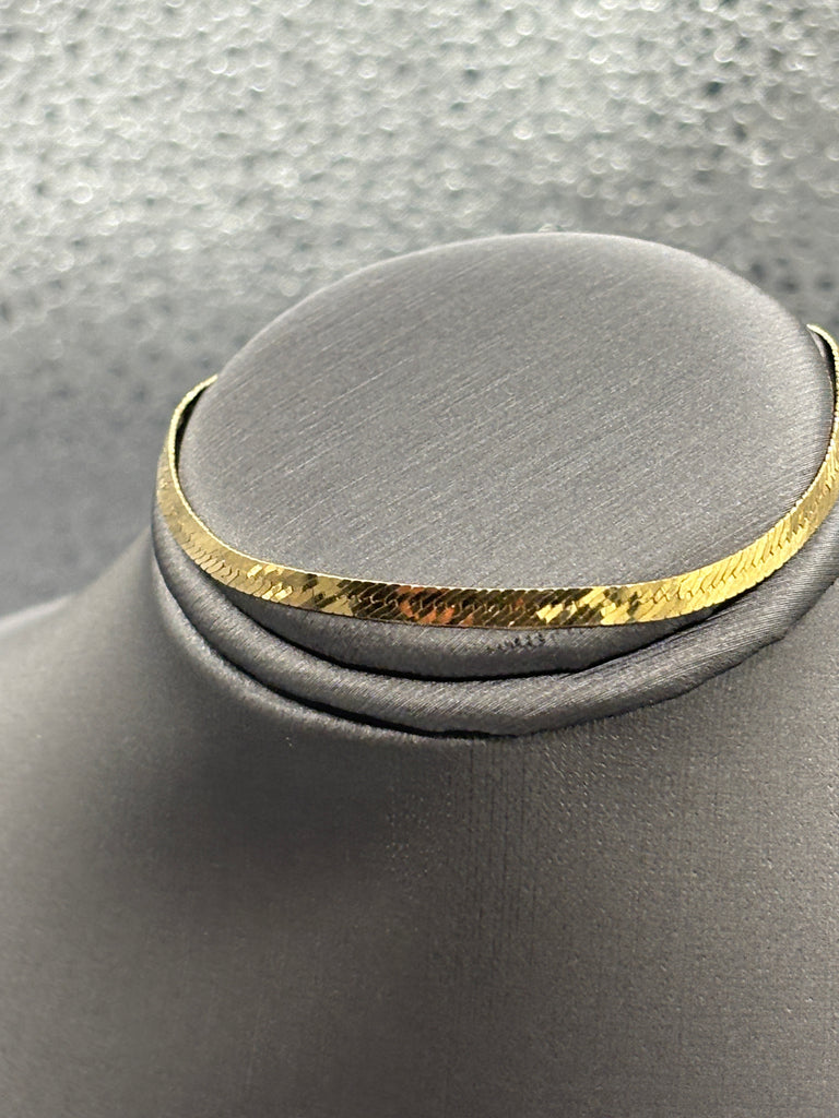 14 Karat Yellow Gold Ladies Herringbone Bracelet