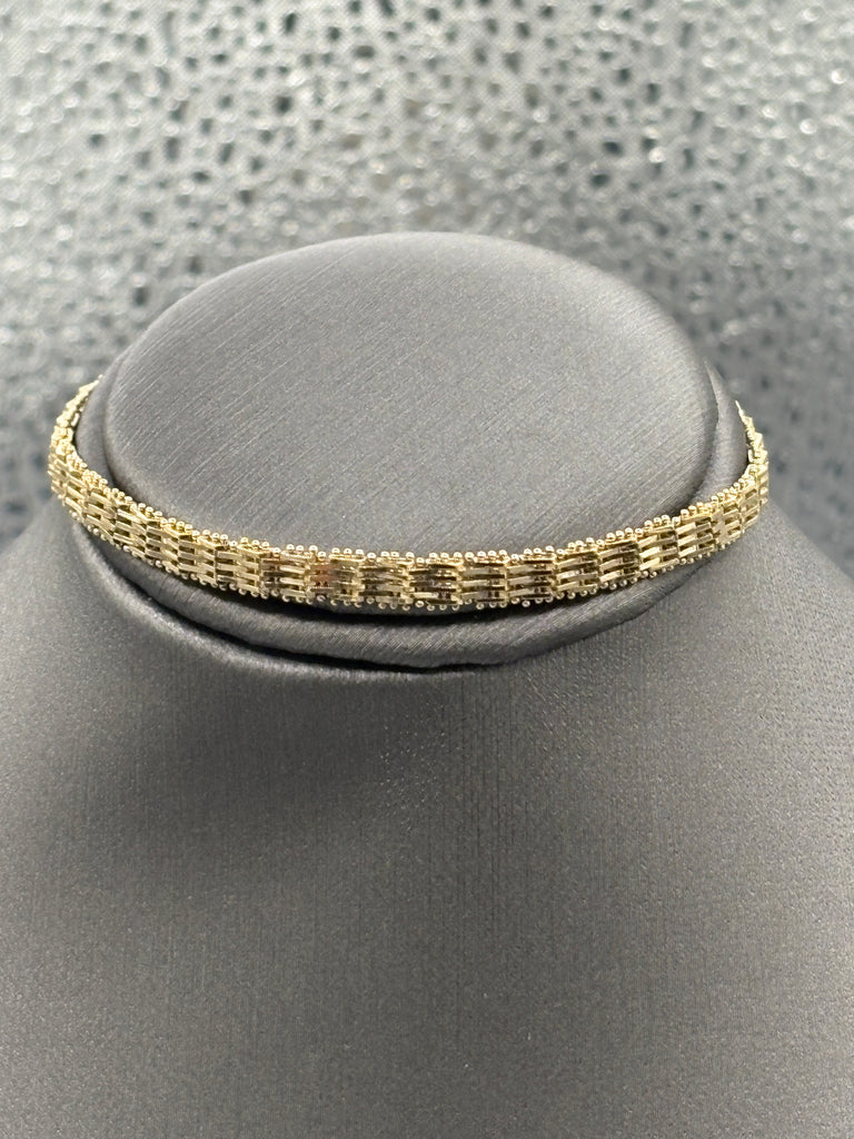 14 Karat Yellow Gold Ladies Italian Mesh Link Bracelet