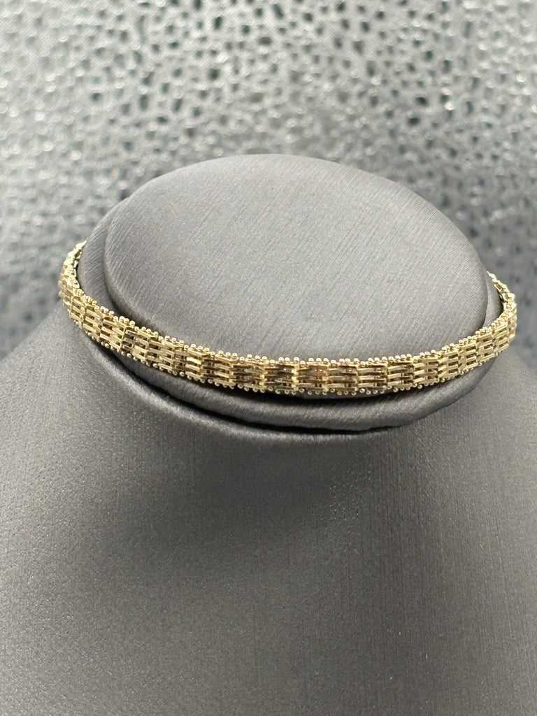 14 Karat Yellow Gold Ladies Italian Mesh Link Bracelet
