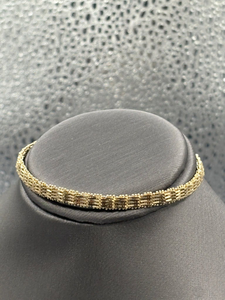 14 Karat Yellow Gold Ladies Italian Mesh Link Bracelet