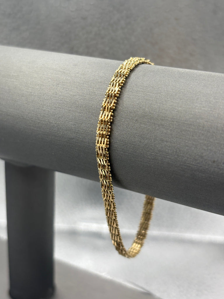 14 Karat Yellow Gold Ladies Italian Mesh Link Bracelet