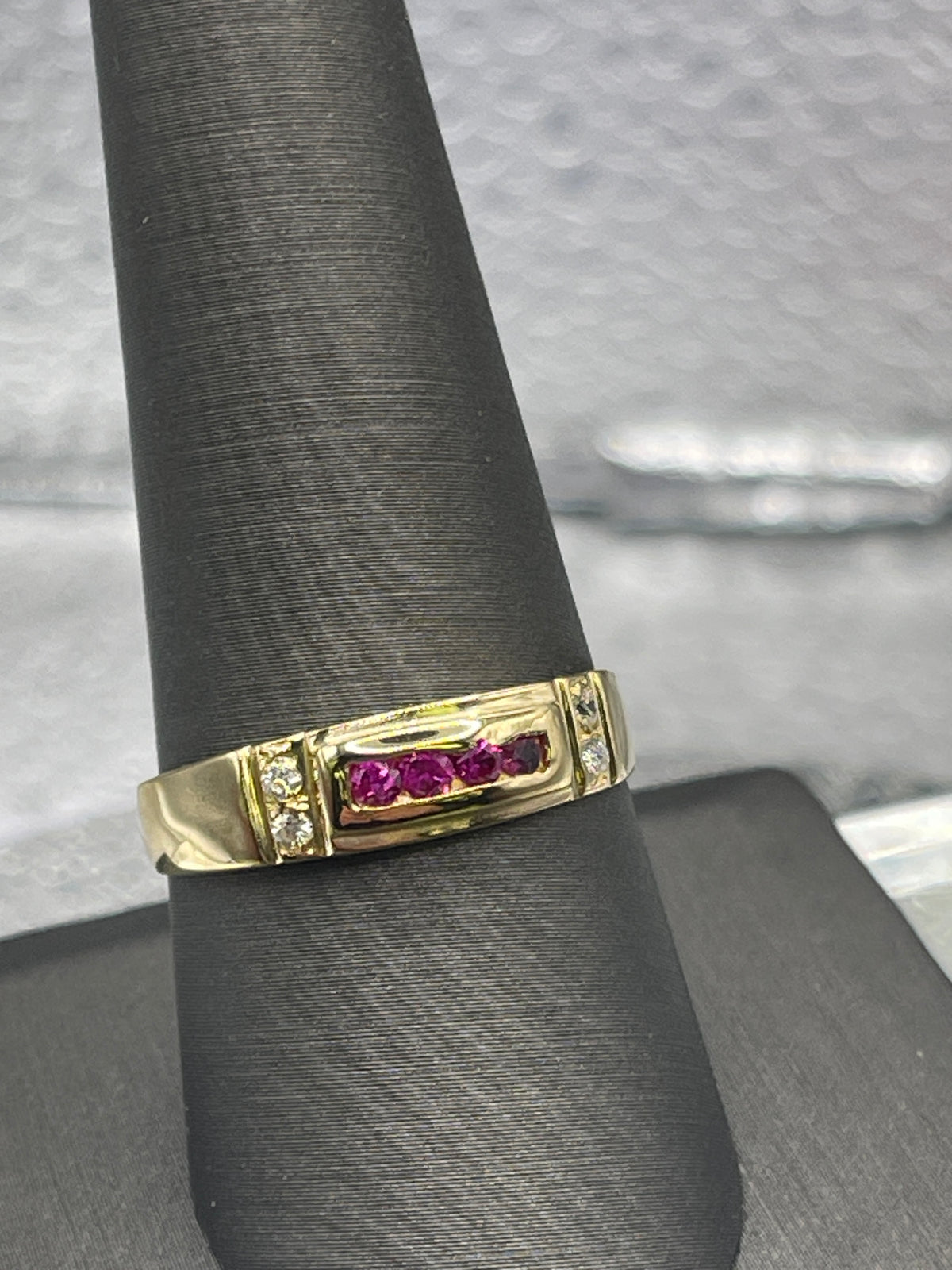 Ladies or Gents 18 Karat Solid Yellow Gold Ruby and Diamond Band Ring
