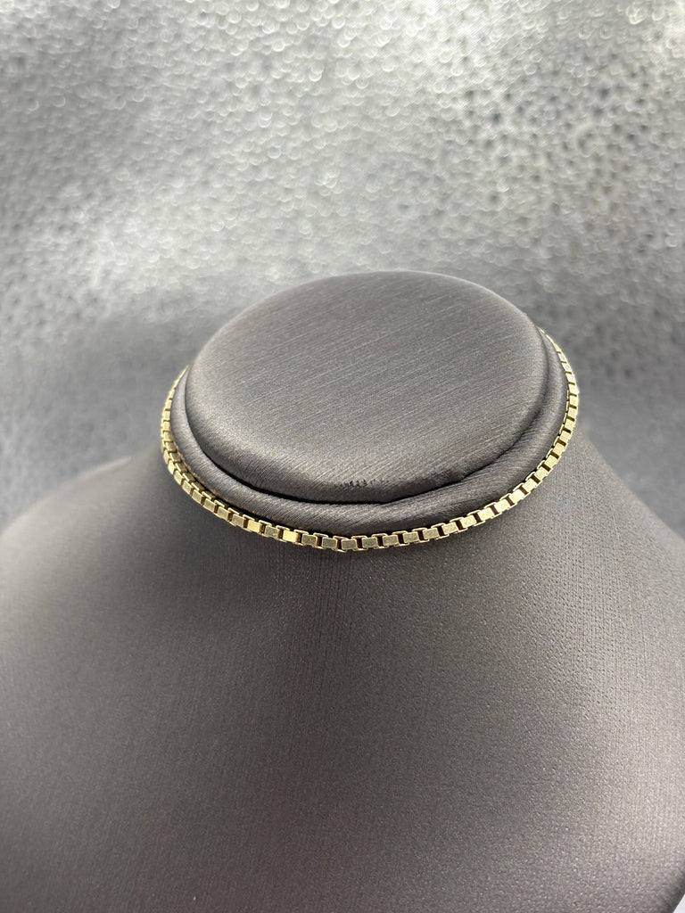 14 Karat Yellow Gold Ladies Box Chain Link Bracelet