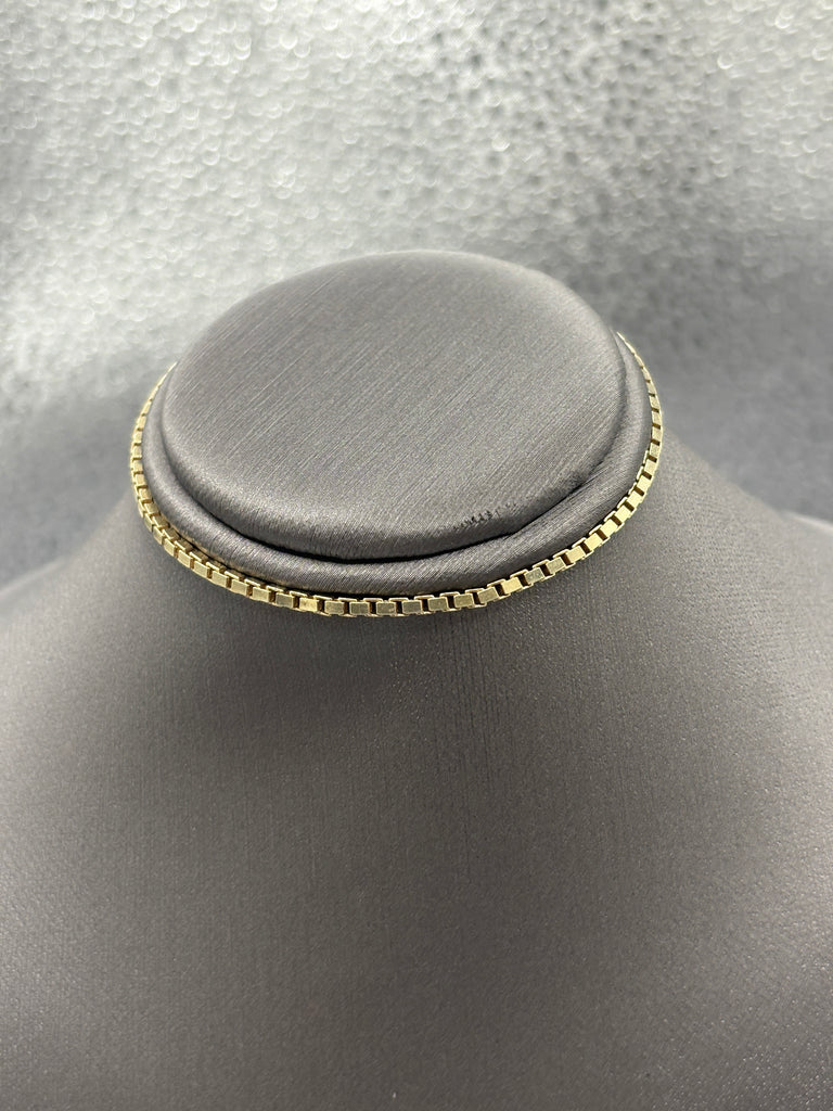 14 Karat Yellow Gold Ladies Box Chain Link Bracelet