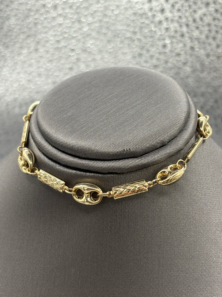 14 Karat Yellow Gold Ladies Di-Cut Multi Style Link Bracelet