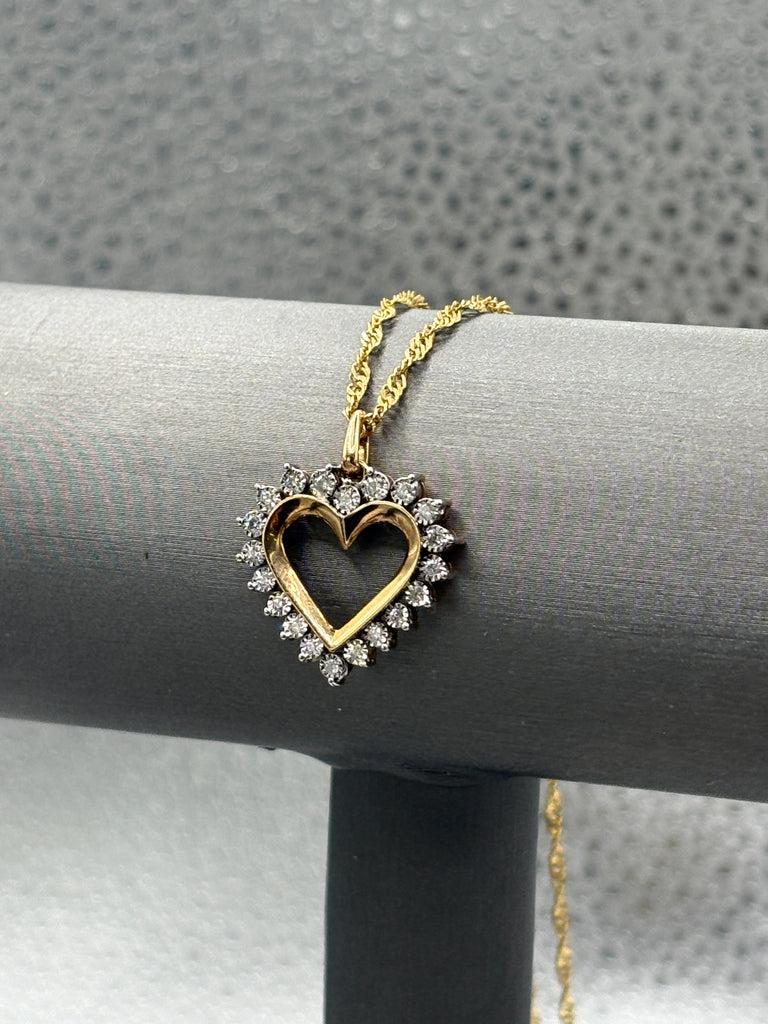 10 Karat Yellow Gold Ladies Diamond Heart Pendant