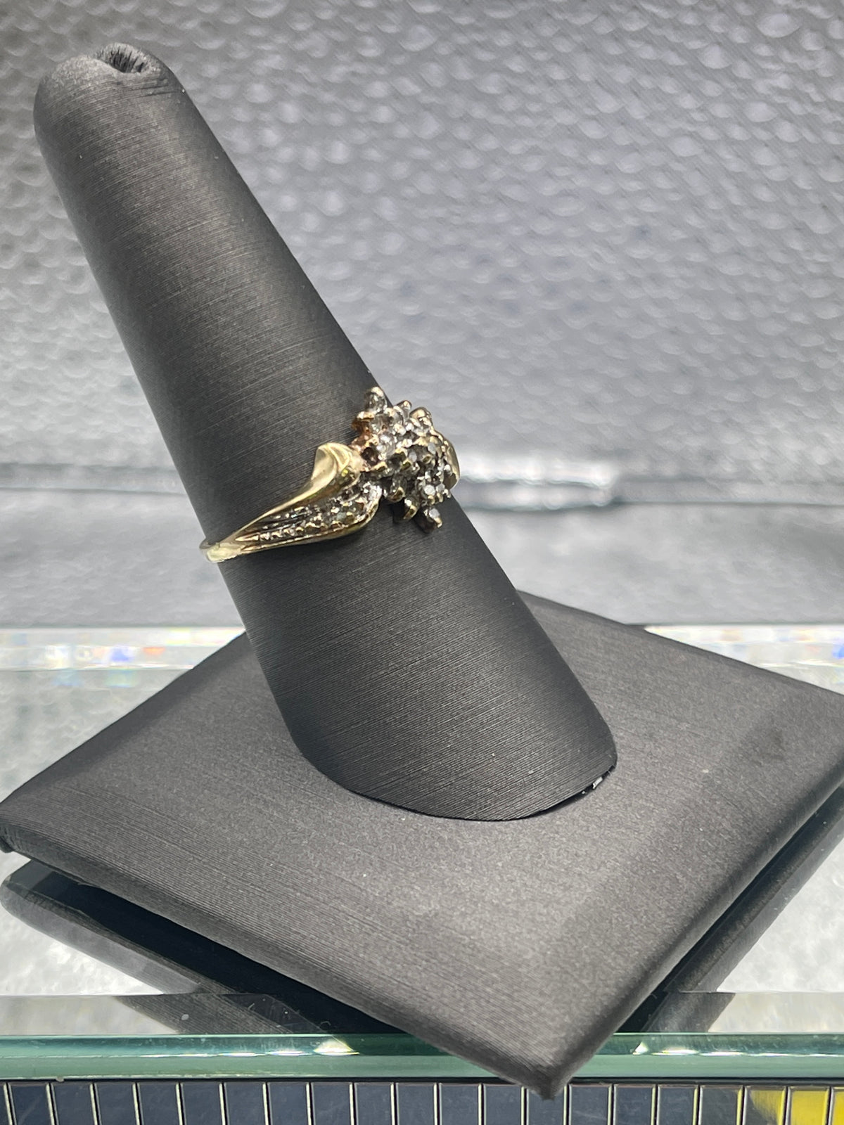 Ladies 14 Karat Yellow Gold Petite Diamond Cluster Ring