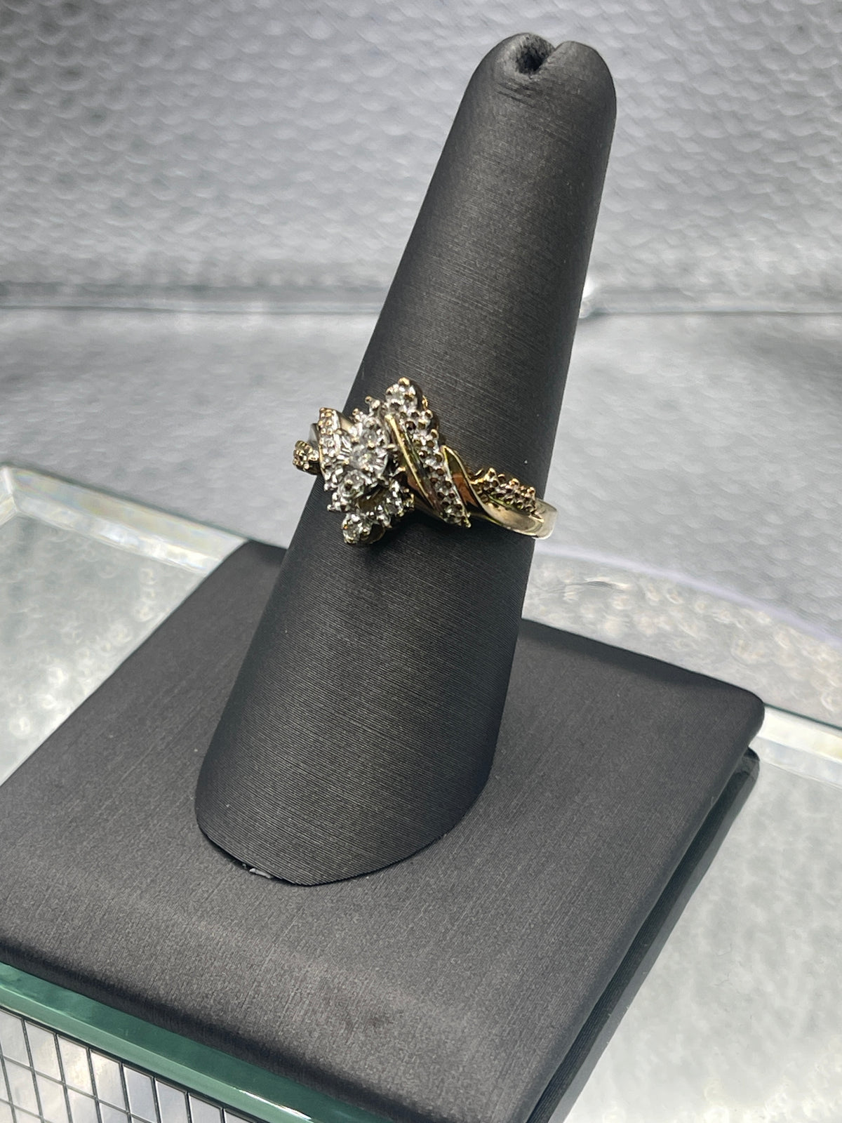 Ladies 10 Karat Yellow Gold Diamond Cluster With Diamond Zig Zag Halo