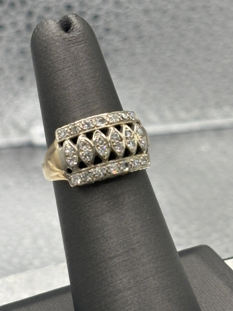 Antique Platinum Ladies Diamond Filagree Swirl Ring