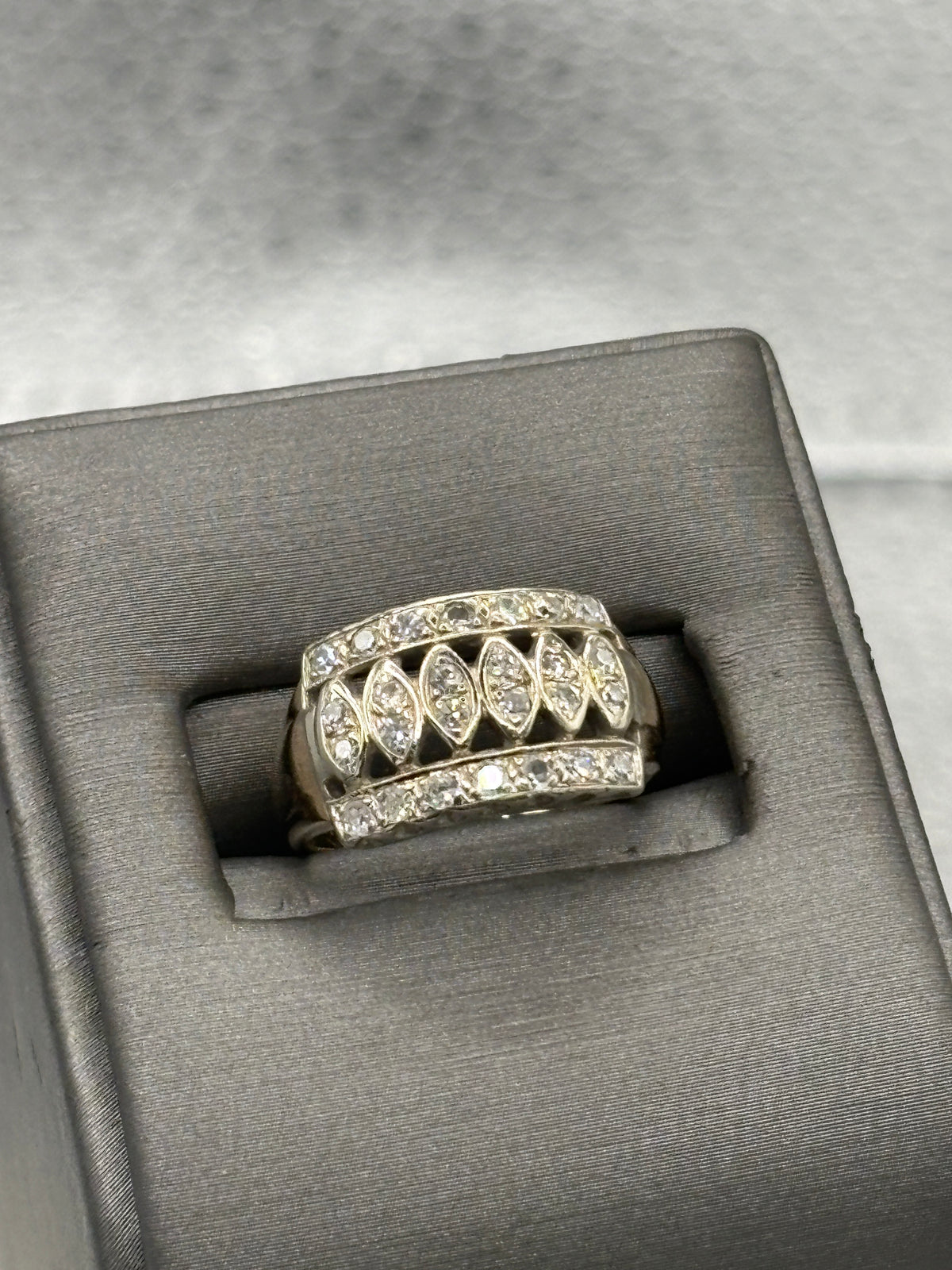 Vintage Ladies 14 Karat White Gold Diamond Band Ring