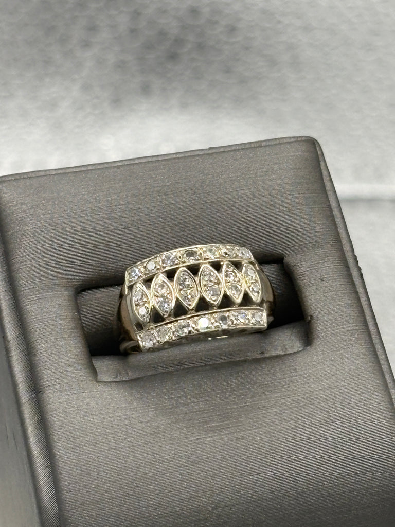 Antique Platinum Ladies Diamond Filagree Swirl Ring