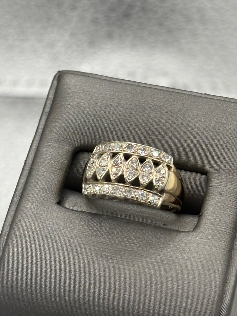 Antique Platinum Ladies Diamond Filagree Swirl Ring