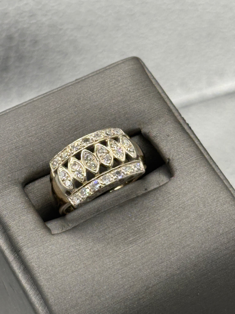 Antique Platinum Ladies Diamond Filagree Swirl Ring