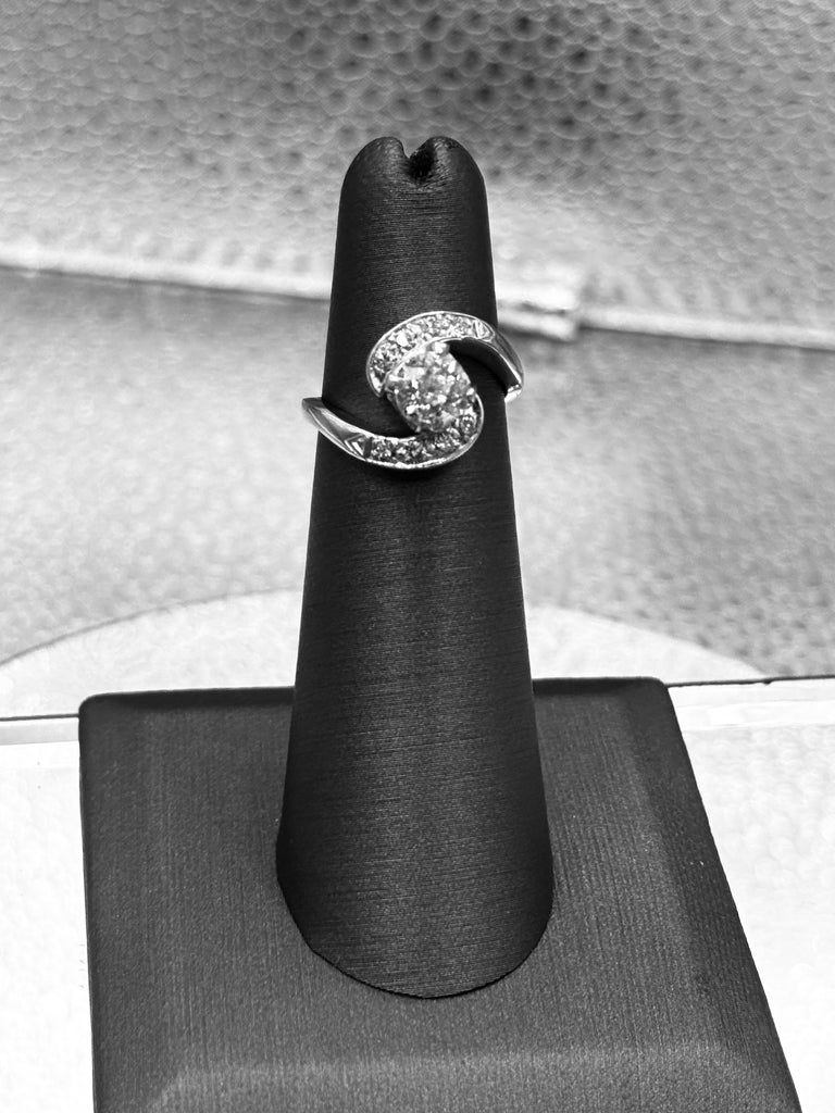 Antique Platinum Ladies Diamond Filagree Swirl Ring