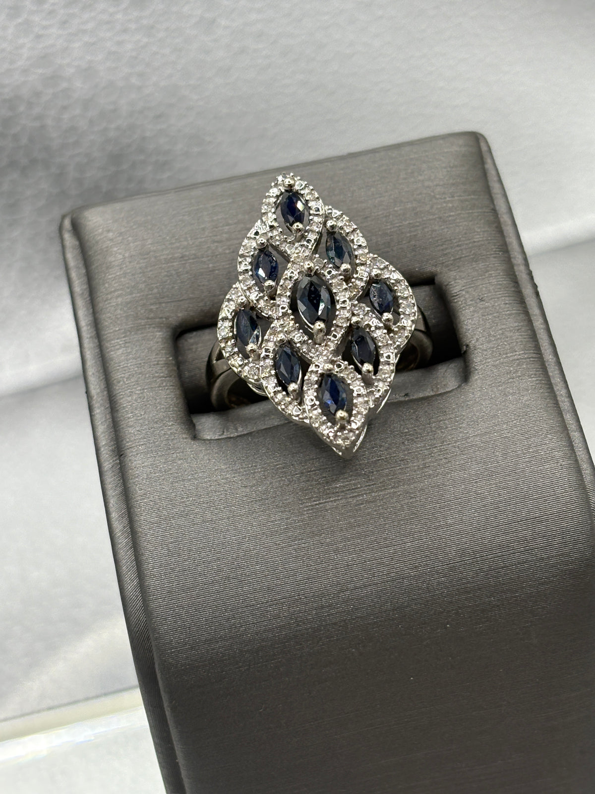 14 Karat White Gold Ladies 1.00ct Sapphire & Diamond