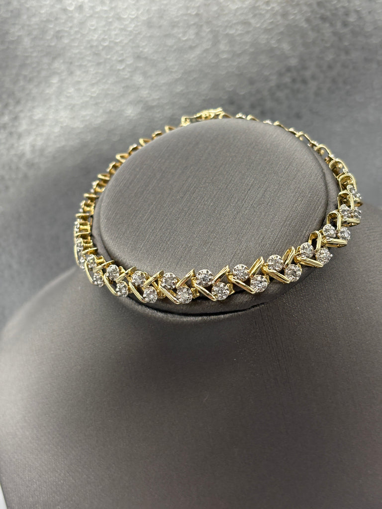 14 Karat Yellow Gold Ladies Diamond Zig Zag Bracelet