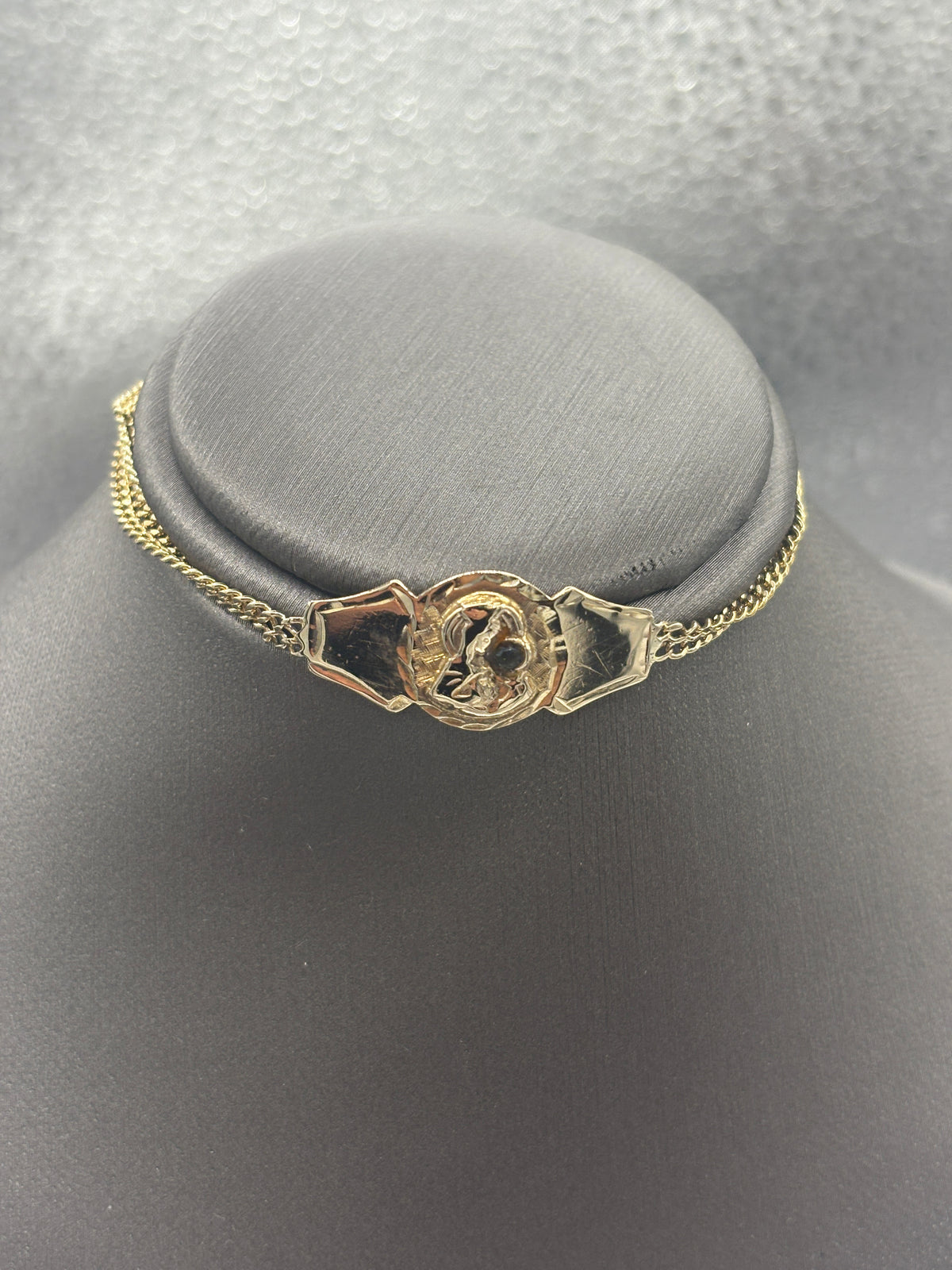 14 Karat Yellow Gold Ladies Virgin Mary Religious Bracelet