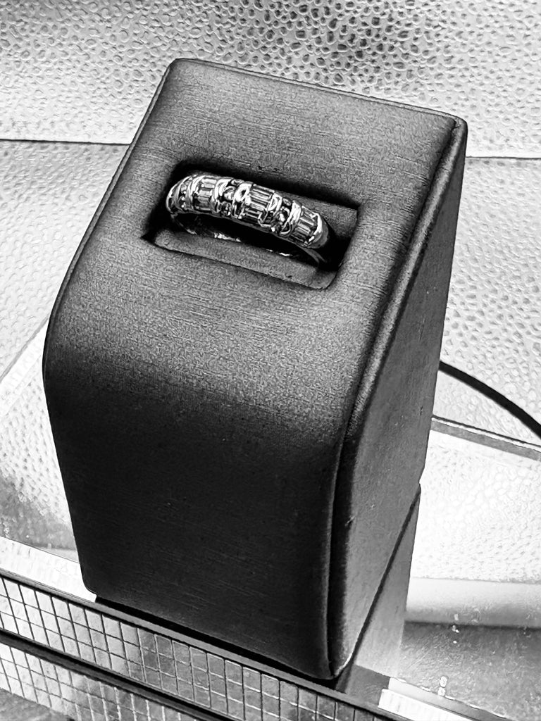 14 Karat White Gold Ladies/Gents Diamond Wedding Band