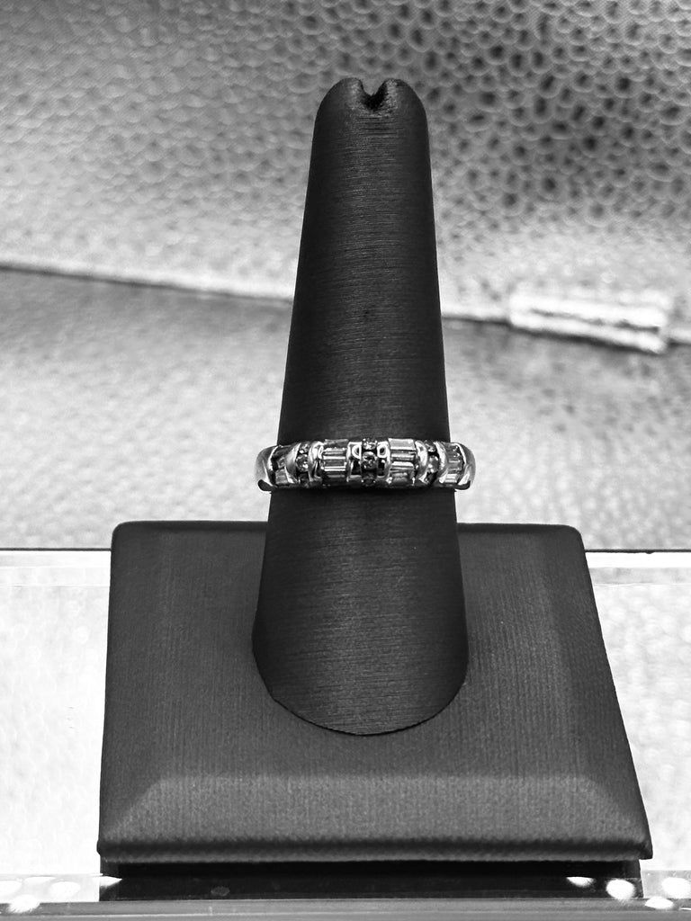 14 Karat White Gold Ladies/Gents Diamond Wedding Band