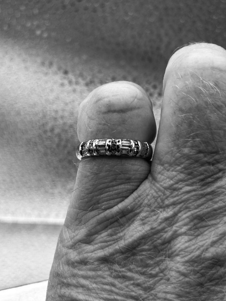 14 Karat White Gold Ladies/Gents Diamond Wedding Band