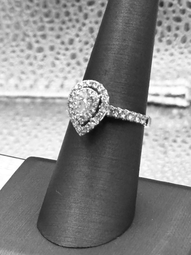 14 Karat White Gold Pear Shaped Diamond Engagement Ring