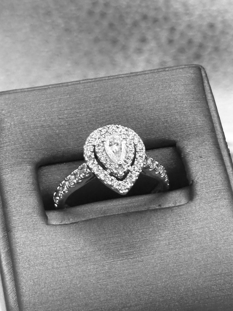 14 Karat White Gold Pear Shaped Diamond Engagement Ring