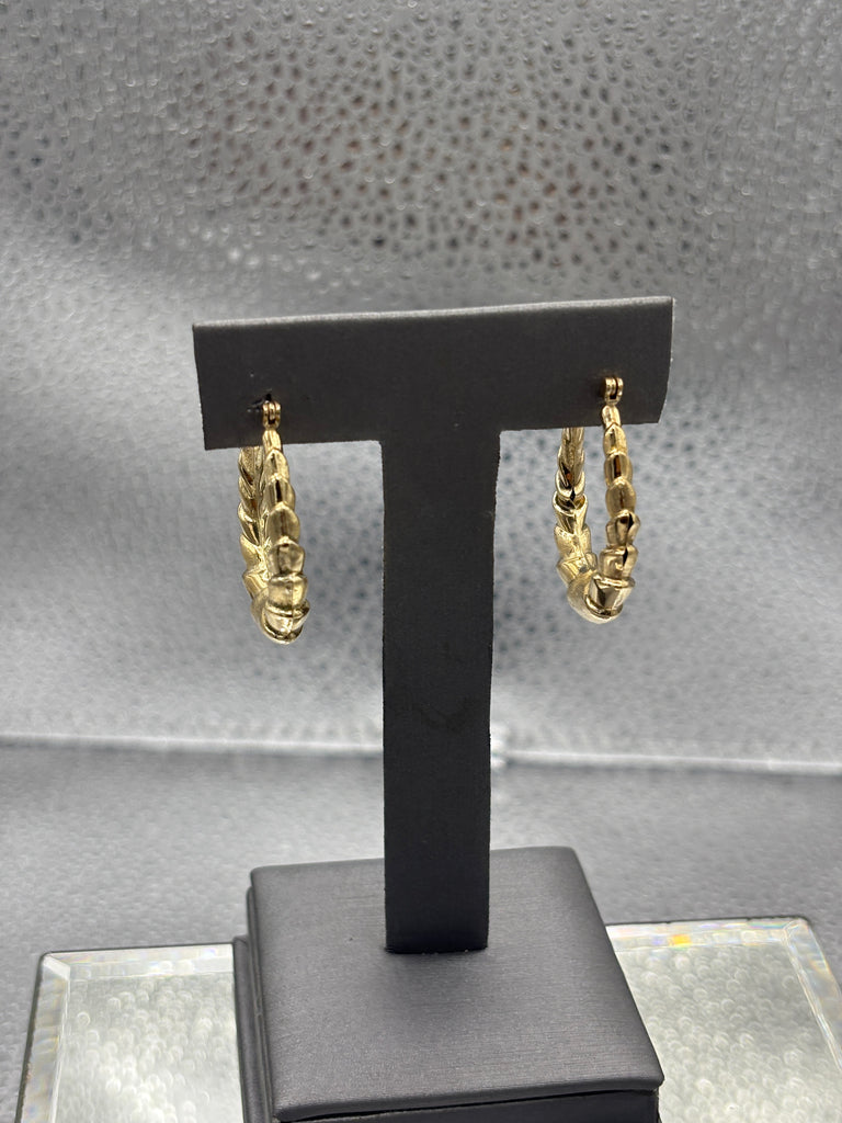 14 Karat Yellow Gold Ladies Twisted Textured Rope Hoop Earrings