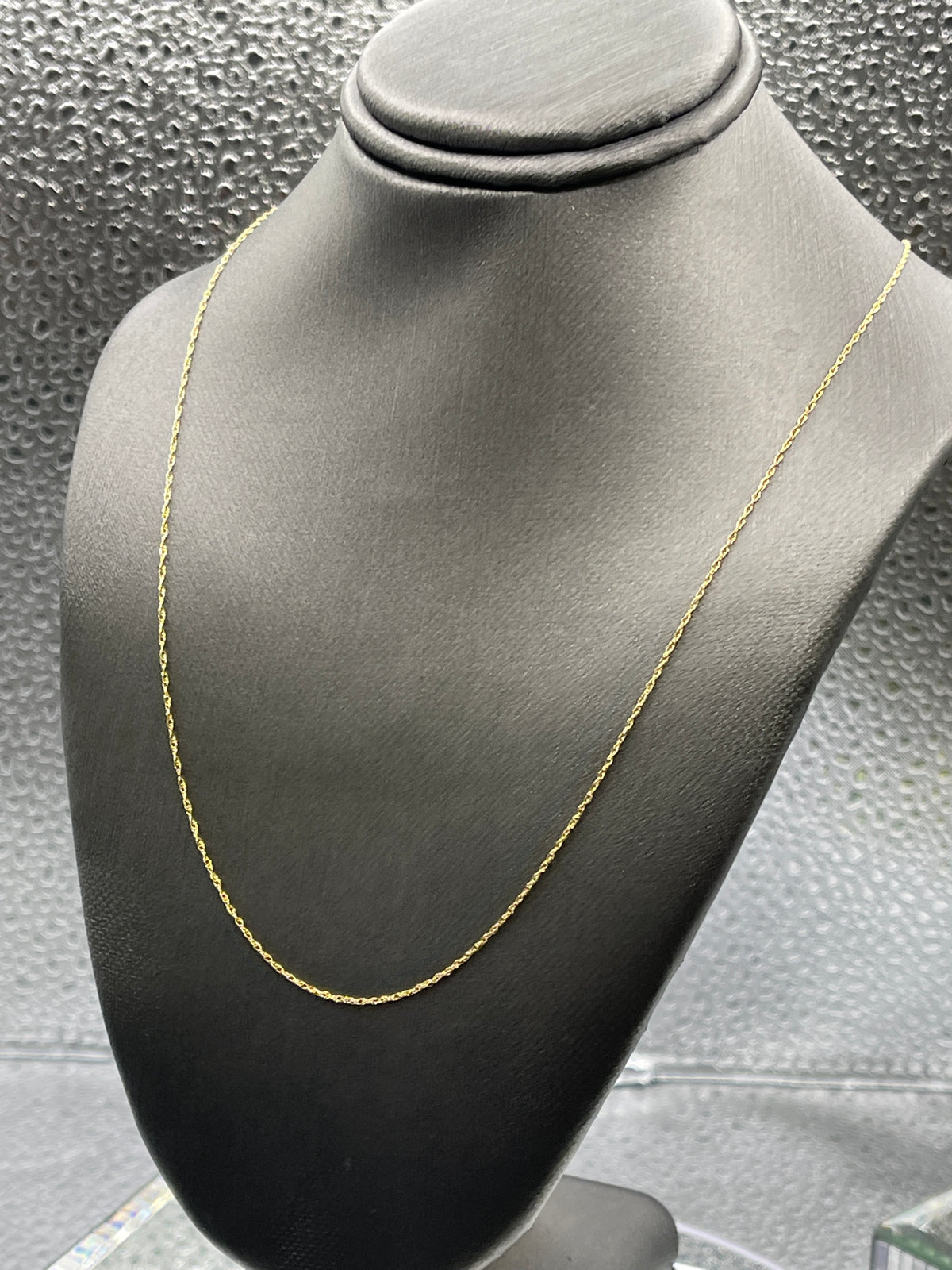 Ladies Imported 10 Karat Yellow Gold Open Link Chain
