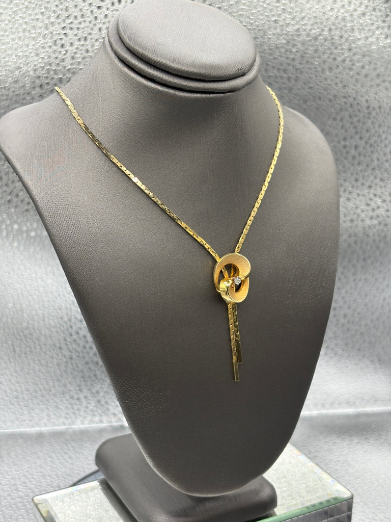 14 Karat Yellow Gold Ladies Diamond Lariat Knot Cobra Necklace