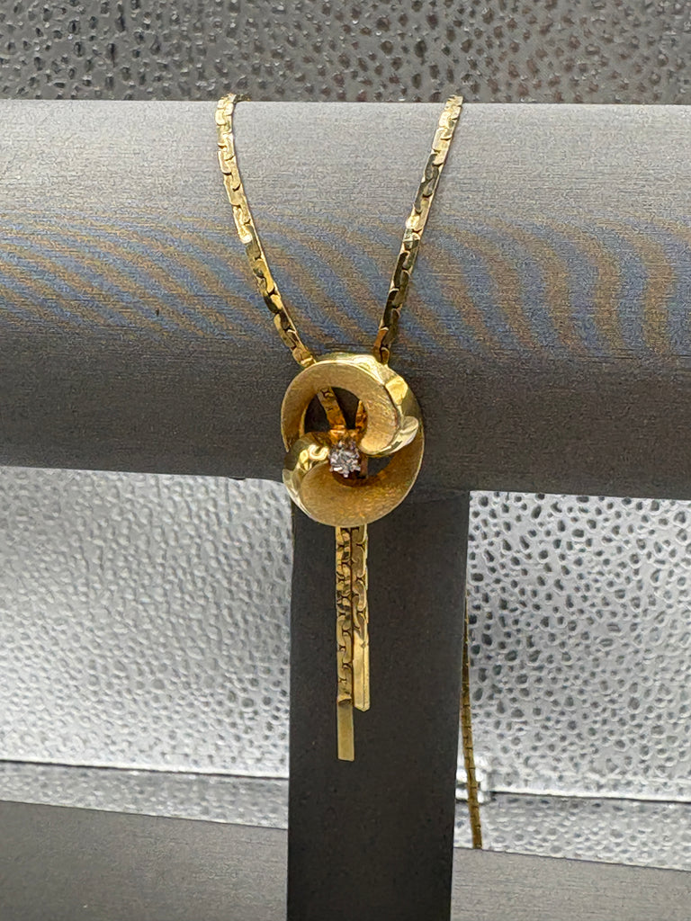 14 Karat Yellow Gold Ladies Diamond Lariat Knot Cobra Necklace