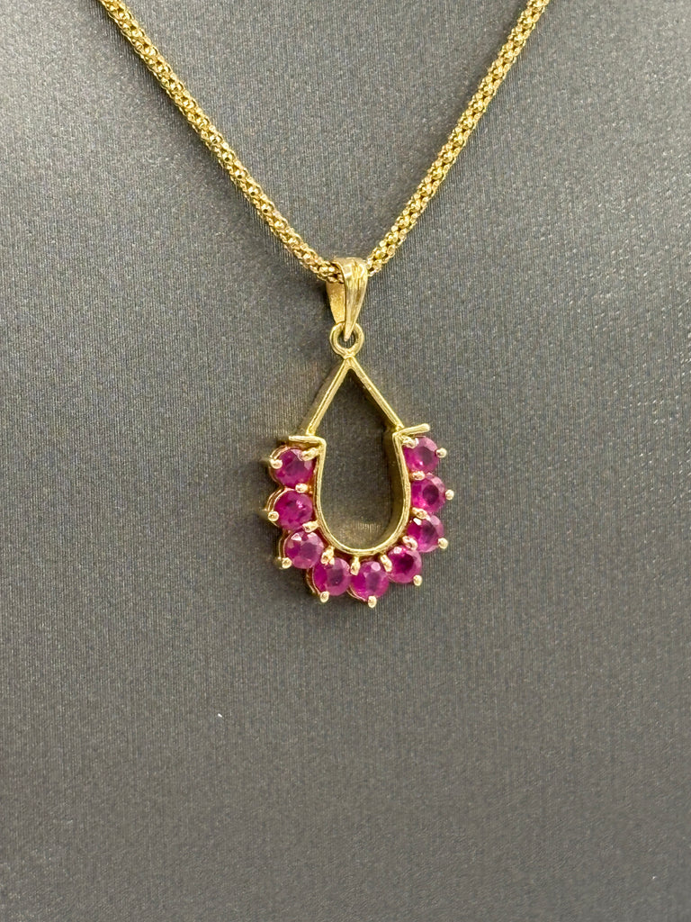 14 Karat Yellow Gold Ruby Horseshoe Pendant Popcorn Necklace