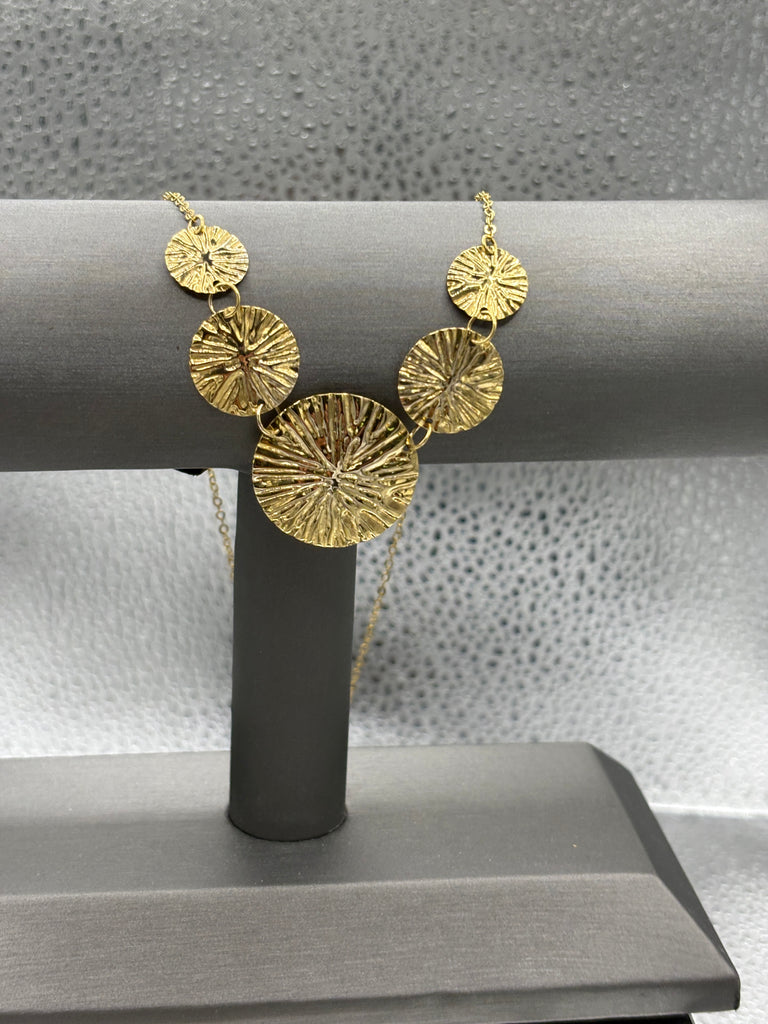 14 Karat Yellow Gold Ladies Sun Burst Disc Necklace